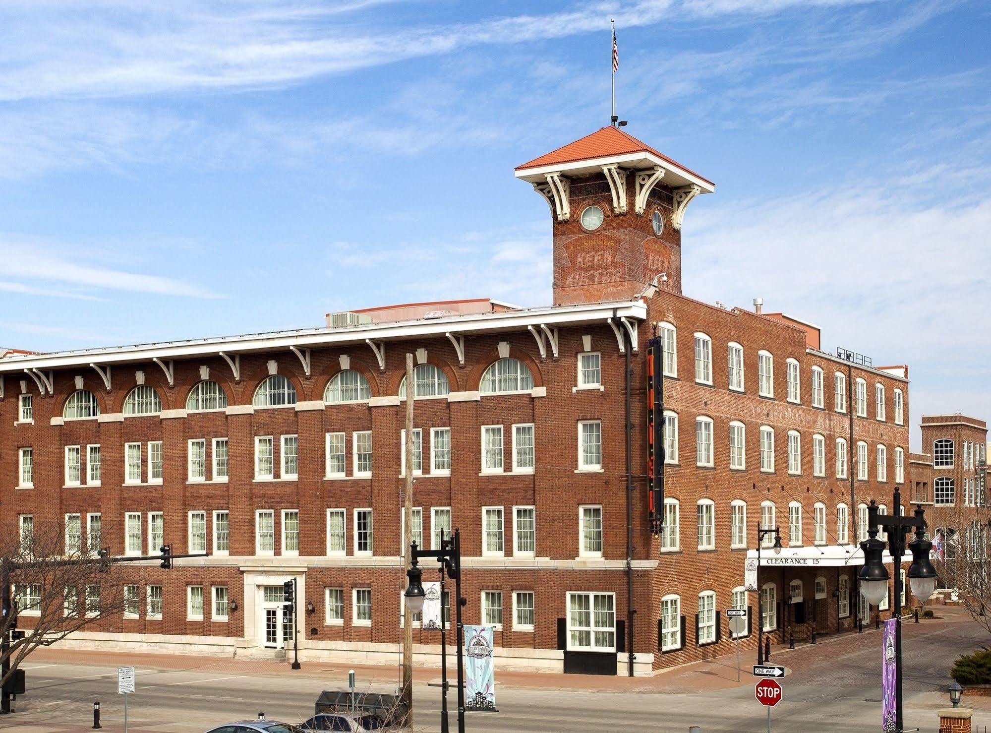 Hotel At Old Town Wichita Exterior photo